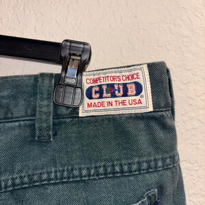 Club MADE IN USA green vintage 90s pleated denim shorts